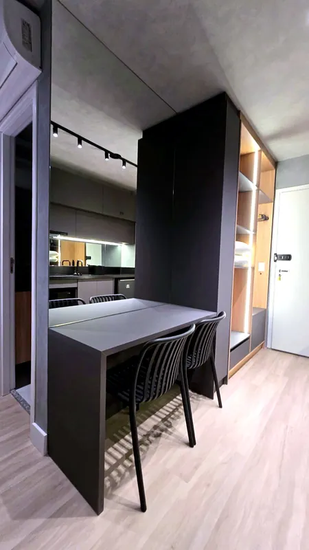 Estúdio de Airbnb com móveis planejados sob medida em MDF — Sto Amaro, Oficina 306, São Paulo