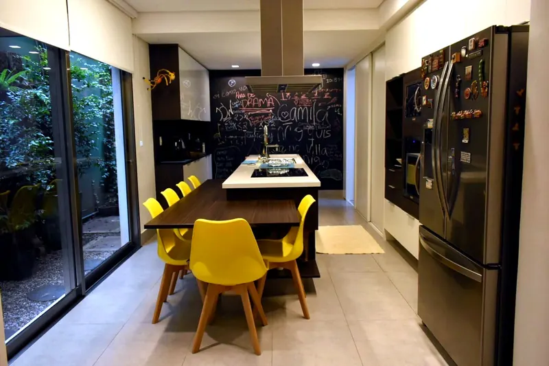 Apartamento com móveis planejados sob medida em MDF — Faria Lima, Oficina 306, São Paulo